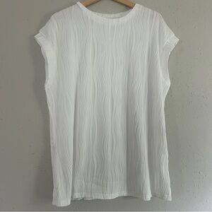 🦋 NWOT Textured White Women's Top Blouse Short Sleeve T-shirt Neutral Casual XXL